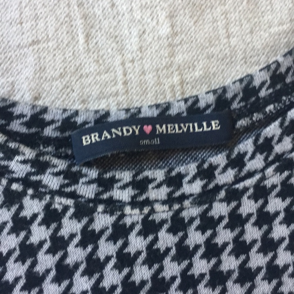 Brandy Melville Houndstooth Check Crop Top